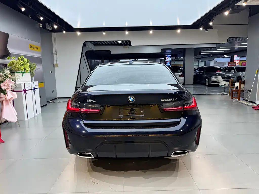 BMW 3 Series 2025 325Li M Sports Package купить на сайте DeffCars