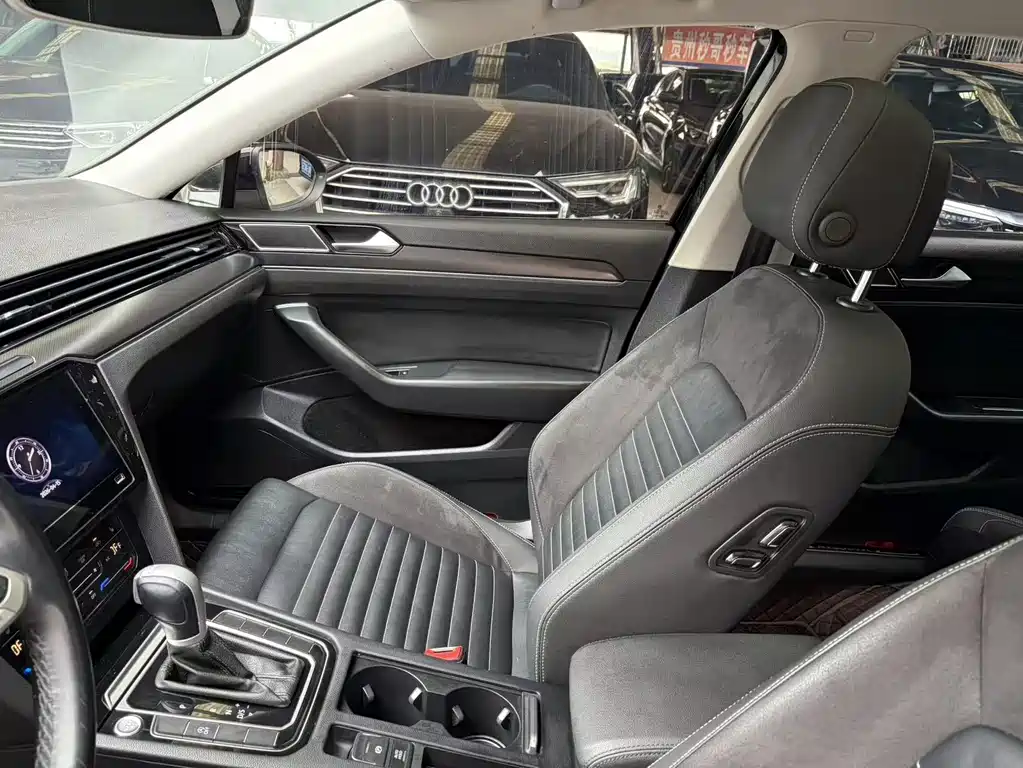 Magotan 2020 330TSI DSG leading model купить на сайте DeffCars