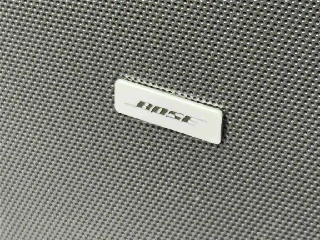 Cadillac XT6 2022 2.0T seven-seat two-wheel drive luxury model купить на сайте DeffCars