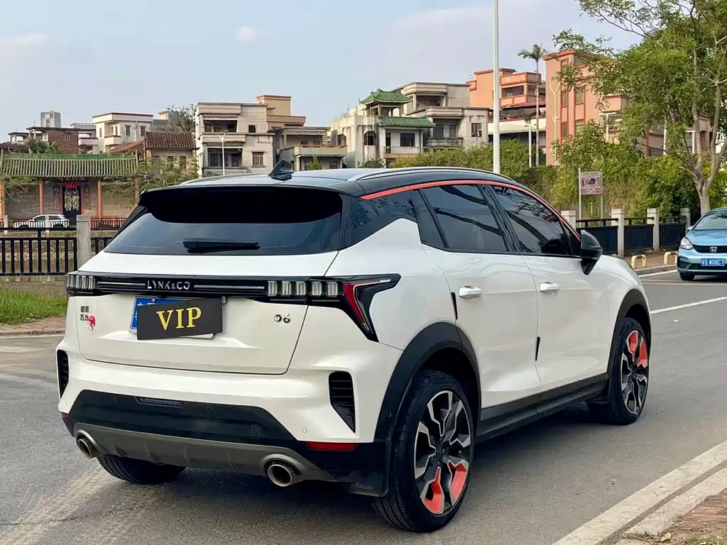 Lynk & Co 06 2020 1.5T Yao Halo купить на сайте DeffCars