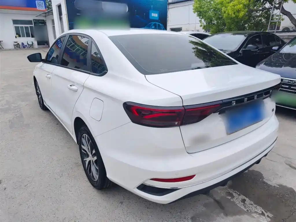 Emgrand 2023 4th Generation Champion Edition 1.5L CVT Luxury Model купить на сайте DeffCars