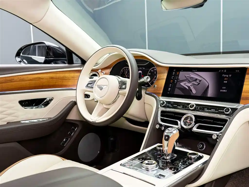 Flying Spur plug-in hybrid 2022 2.9T V6 Hybrid купить на сайте DeffCars