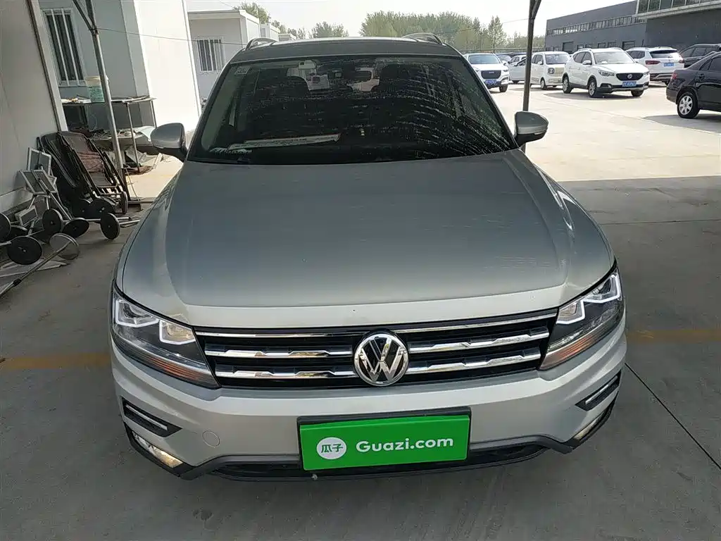 Tiguan L 2018 330TSI automatic two-wheel drive luxury version купить на сайте DeffCars