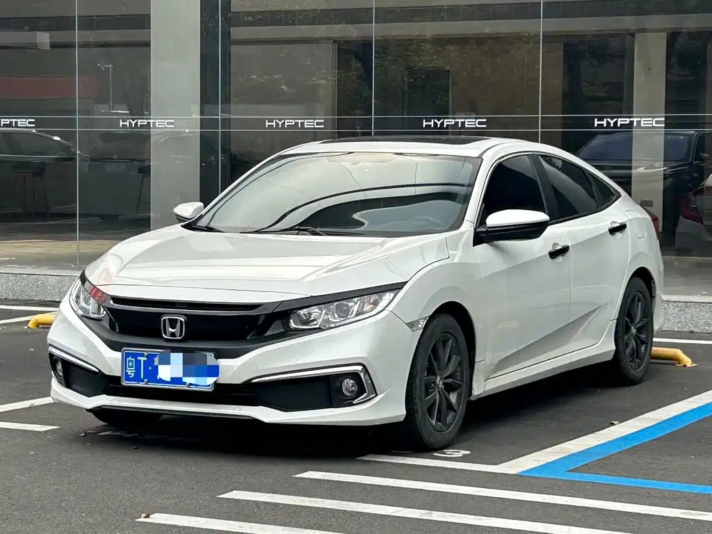 Civic 2019 220TURBO CVT Dynamic Edition National V купить на сайте DeffCars
