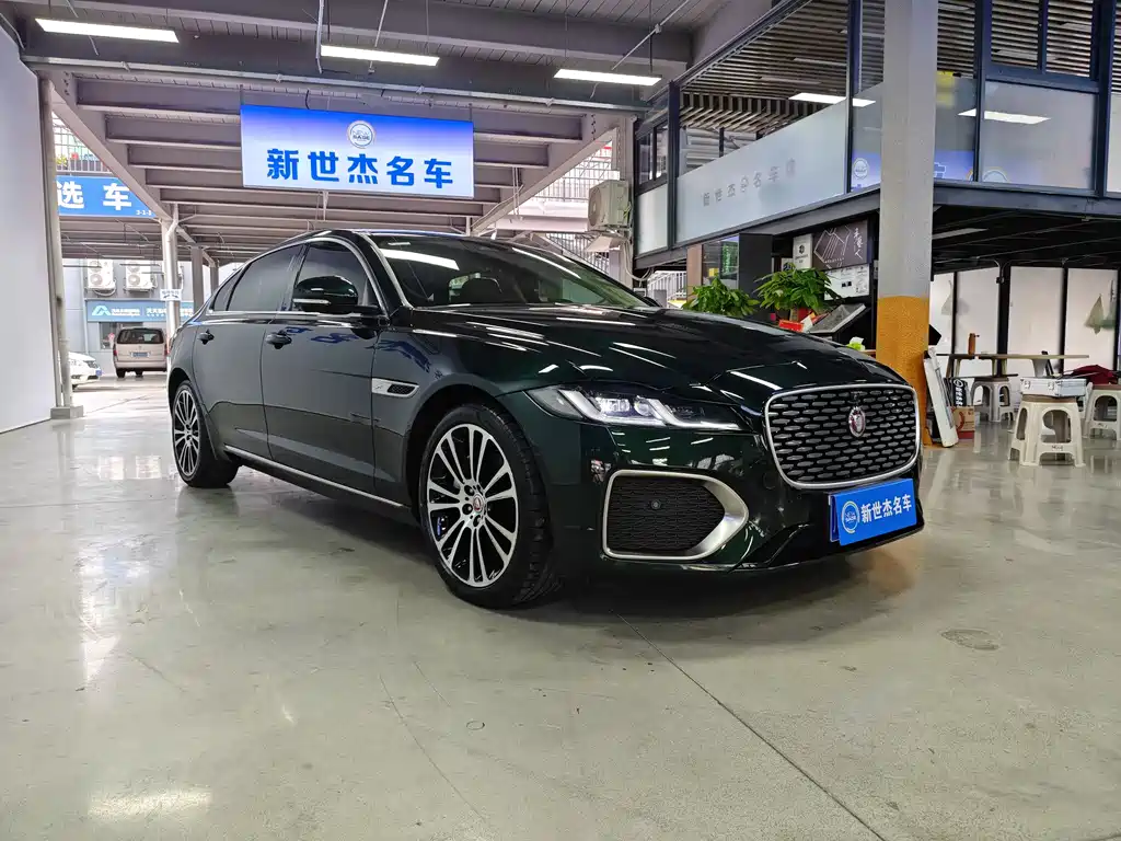 Jaguar XFL 2024 2.0T P250 two-wheel drive exclusive luxury version купить на сайте DeffCars