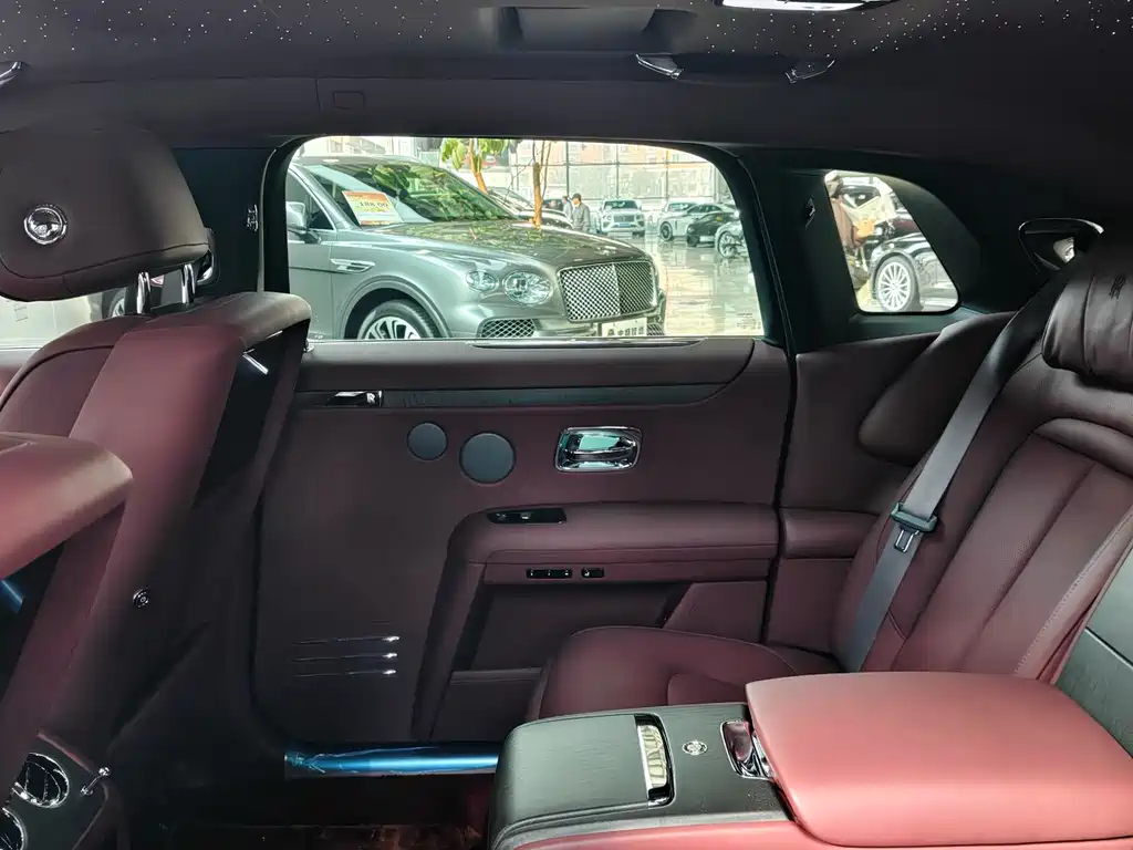 Ghost 2021 6.7T standard wheelbase version купить на сайте DeffCars