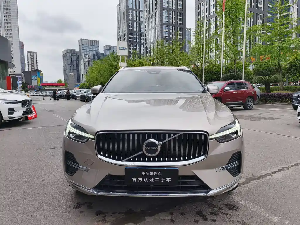 Volvo XC60 2023 B5 four-wheel drive Zhiyuan Deluxe Edition купить на сайте DeffCars