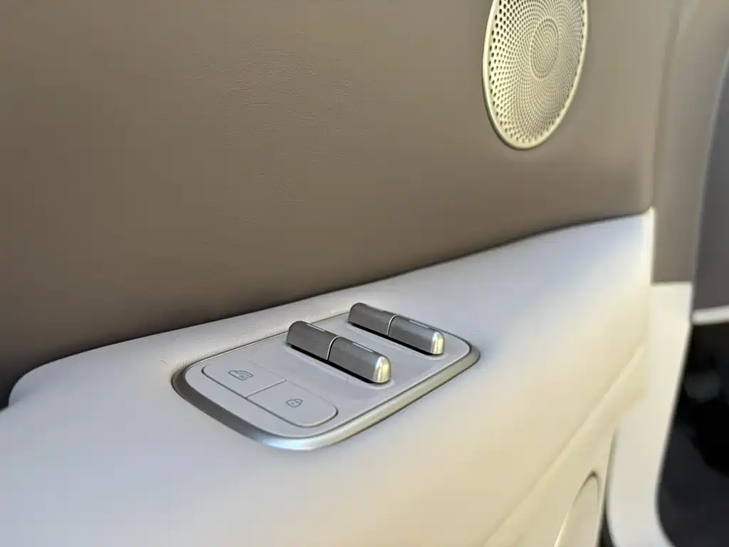 Zhiji LS6 2026 extended range 66 Max+ купить на сайте DeffCars