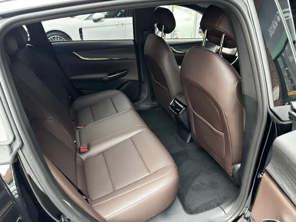 Changan Qiyuan A07 2025 extended range true fragrance version 230 luxury version купить на сайте DeffCars