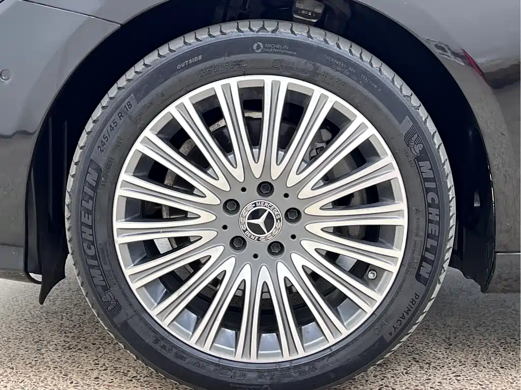 Mercedes-Benz E-Class 2021 E 300 L Premium Model купить на сайте DeffCars