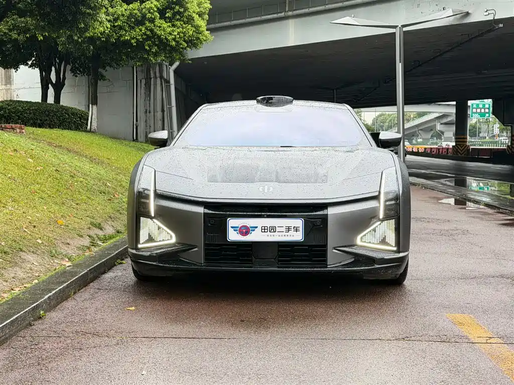Gaohe HiPhi Z 2023 five-seater version купить на сайте DeffCars