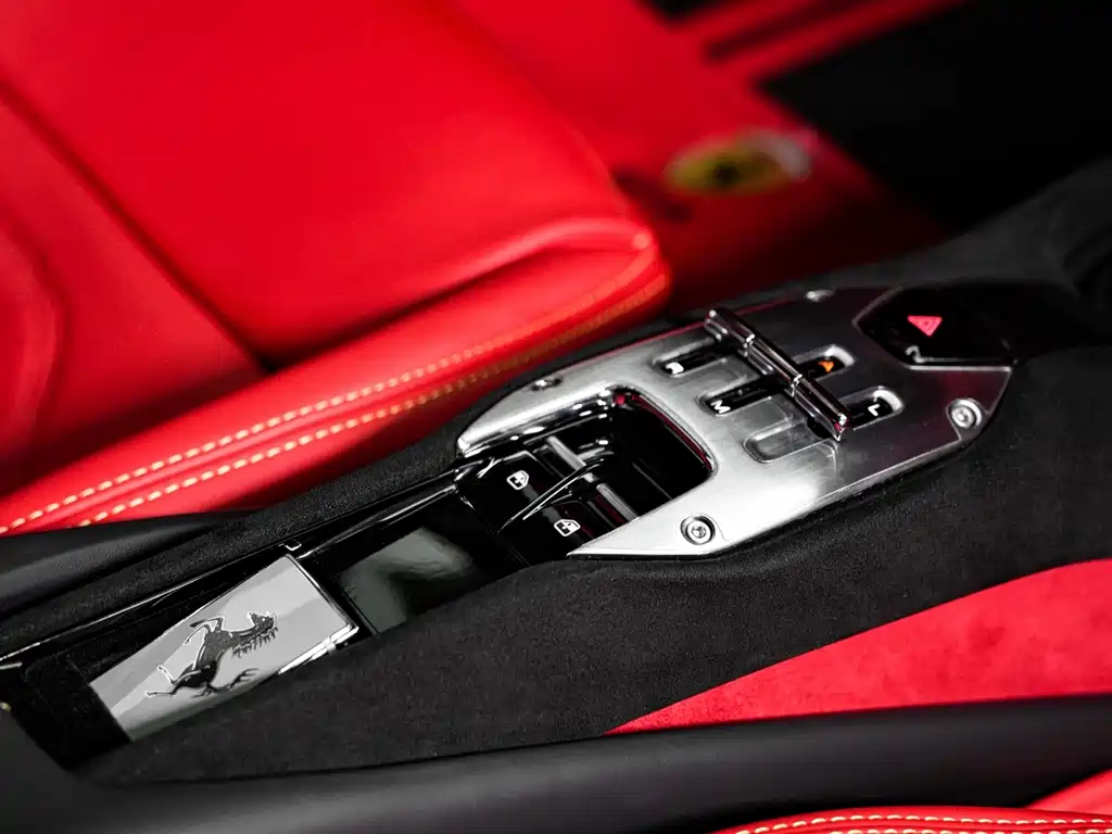 Ferrari 296 2021 3.0T V6 GTB купить на сайте DeffCars