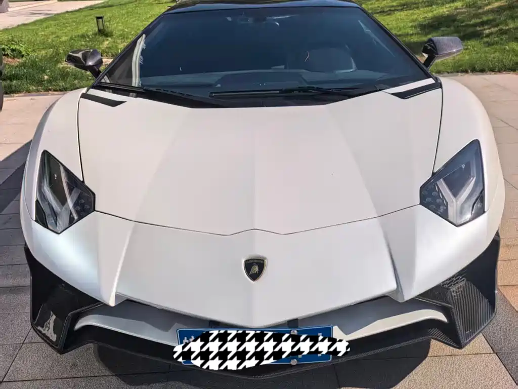 Aventador 2011 LP 700-4 купить на сайте DeffCars