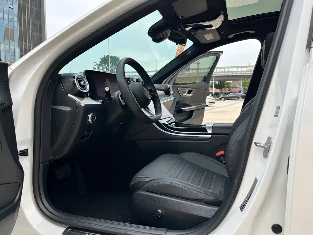 Mercedes-Benz C-Class 2024 C 260 L Sports Edition купить на сайте DeffCars