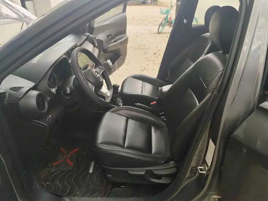 Jinke 2019 1.5L manual cool version купить на сайте DeffCars