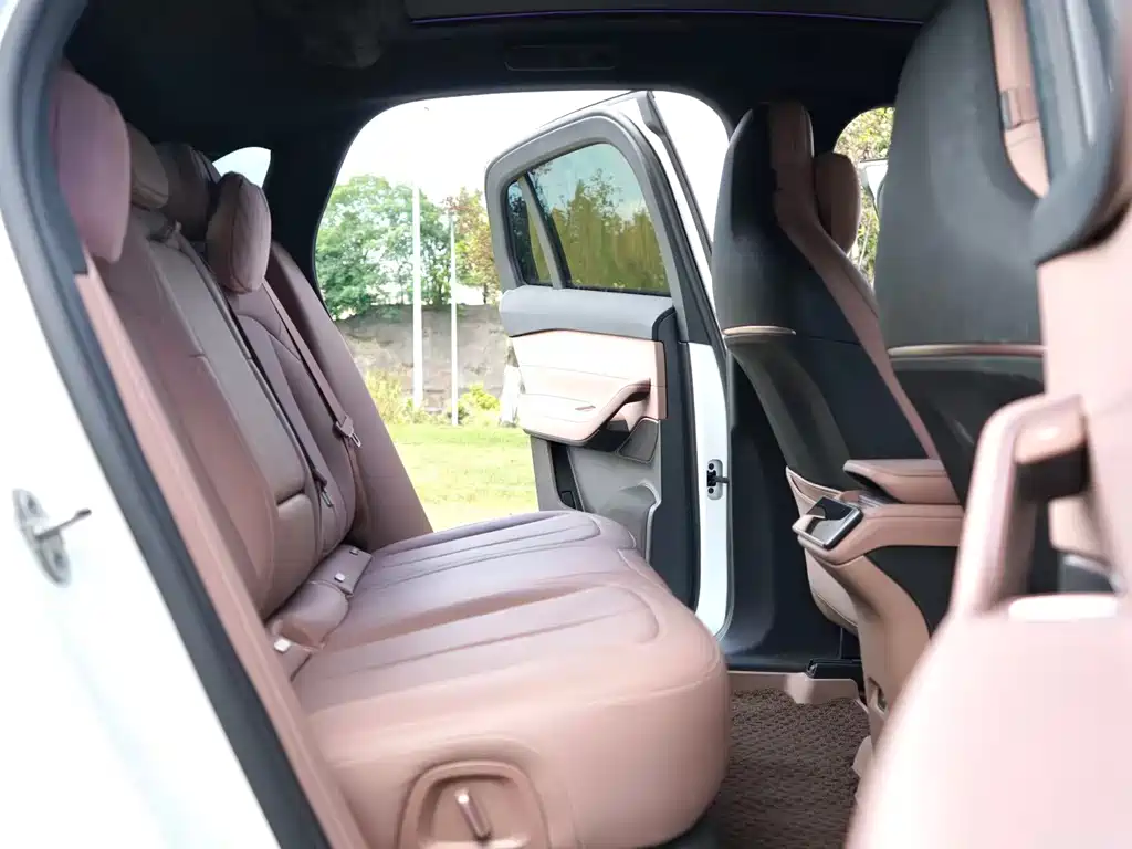 NIO ET5T 2024 75kWh Touring купить на сайте DeffCars