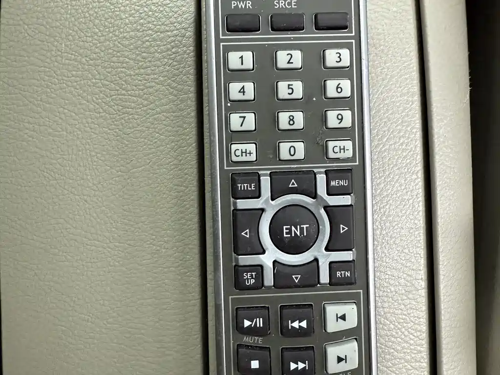 Buick GL8 2014 3.0L XT luxury business flagship version купить на сайте DeffCars