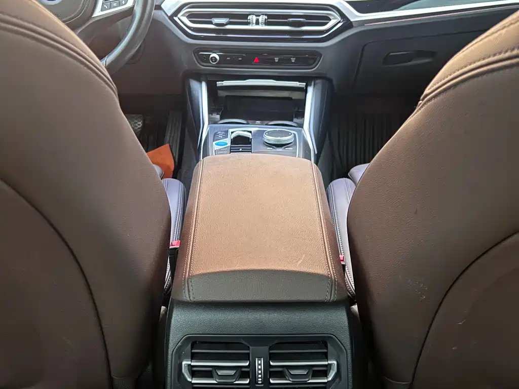 BMW i3 2023 eDrive 40L Night Sports Package купить на сайте DeffCars