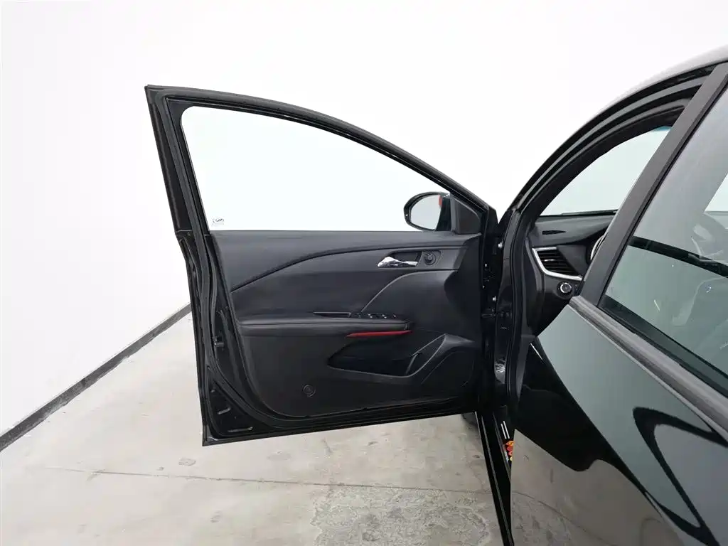 Cruze 2022 mild hybrid RS 330T automatic smooth version купить на сайте DeffCars