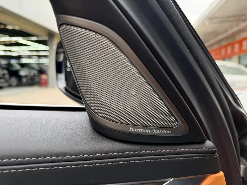 BMW 7 Series 2016 740Li Leading Model купить на сайте DeffCars