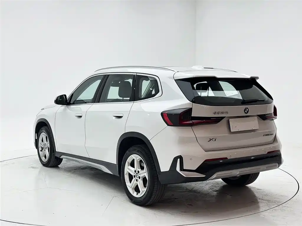 BMW X1 2023 sDrive20Li X Design Package купить на сайте DeffCars