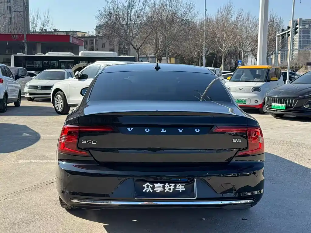 Volvo S90 2023 B5 Zhiyuan Luxury Edition купить на сайте DeffCars