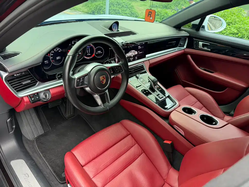 Panamera 2019 Panamera 2.9T купить на сайте DeffCars