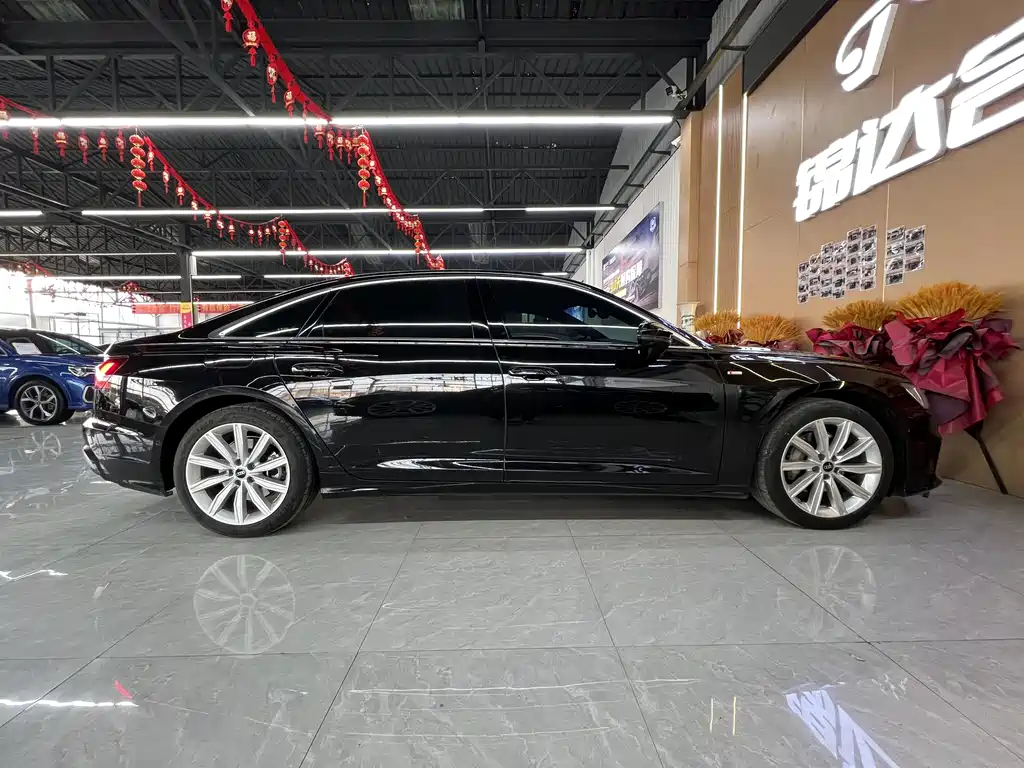 Audi A6L 2024 45 TFSI Premium Dynamic Model купить на сайте DeffCars
