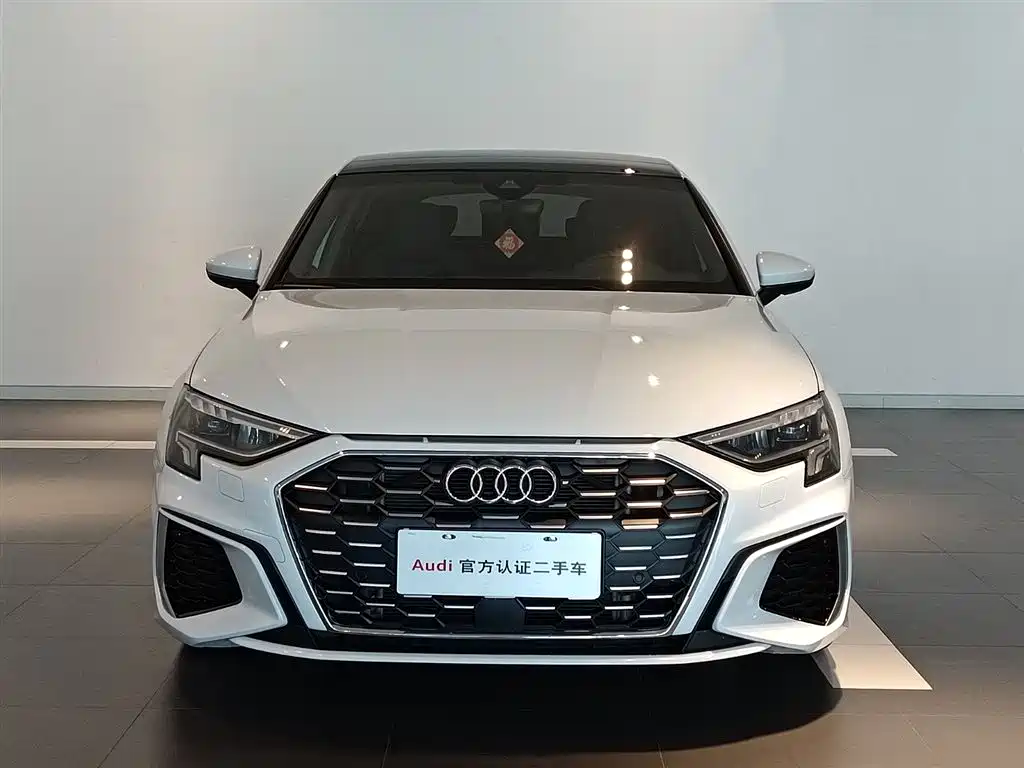 Audi A3 2024 Sportback 35 TFSI stylish and sporty купить на сайте DeffCars