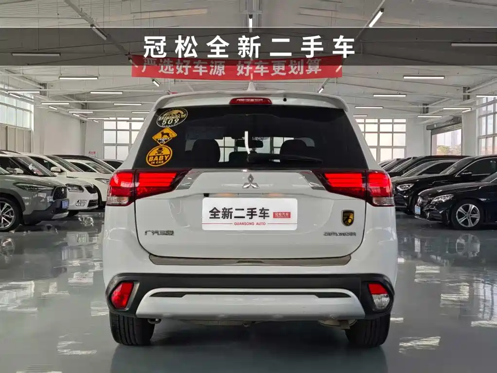 Outlander 2019 2.0L 2WD Enjoy Edition, 5 seats, National VI купить на сайте DeffCars