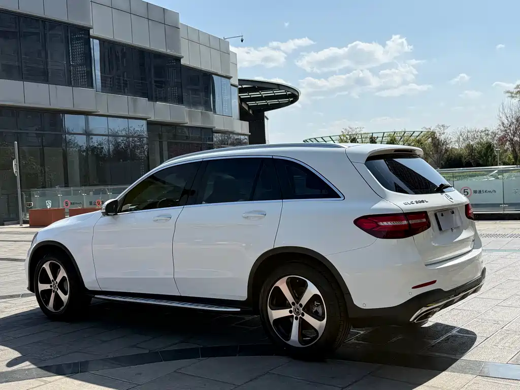 Mercedes-Benz GLC 2019 GLC 260 L 4MATIC luxury model купить на сайте DeffCars