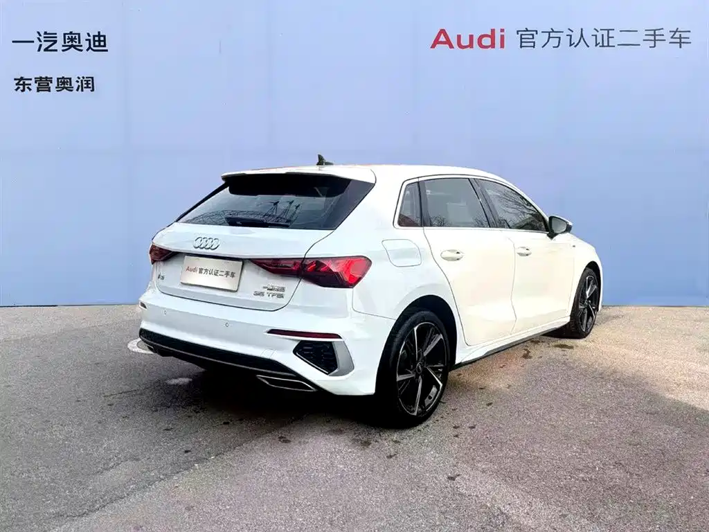 Audi A3 2024 Sportback 35 TFSI stylish and sporty купить на сайте DeffCars