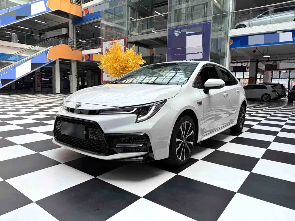 Léilíng (COROLLA) 2022 Dual Engine 1.8H E-CVT Sports Edition купить на сайте DeffCars