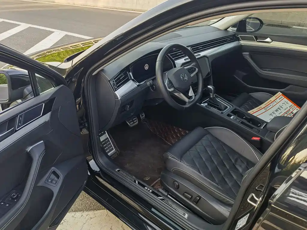Magotan GTE plug-in hybrid 2022 GTE luxury model купить на сайте DeffCars