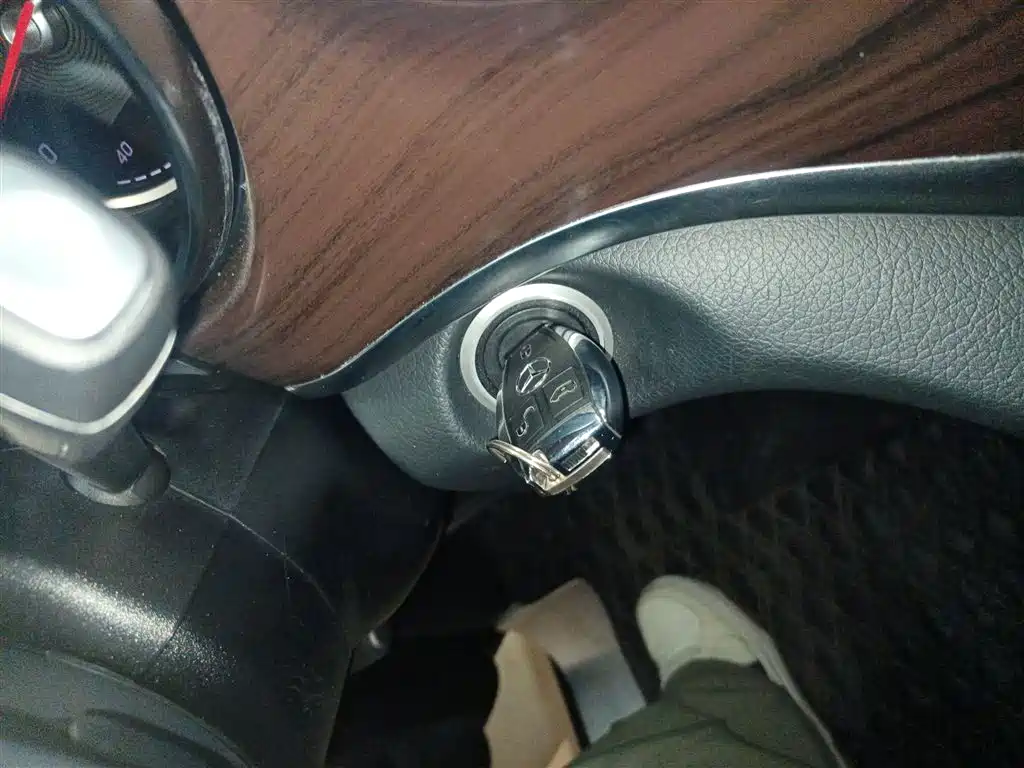 Mercedes-Benz V-Class 2020 V 260 Pilot Edition купить на сайте DeffCars