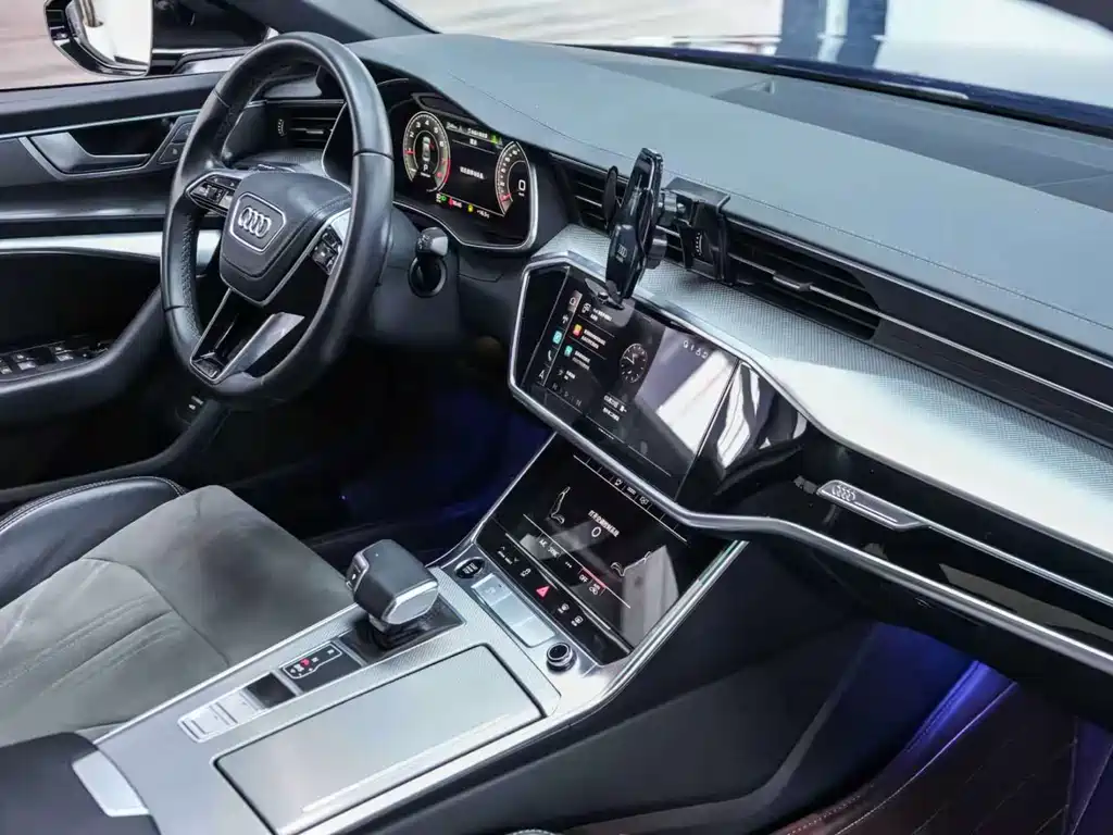 Audi A6L 2023 45 TFSI Premium Dynamic Model купить на сайте DeffCars