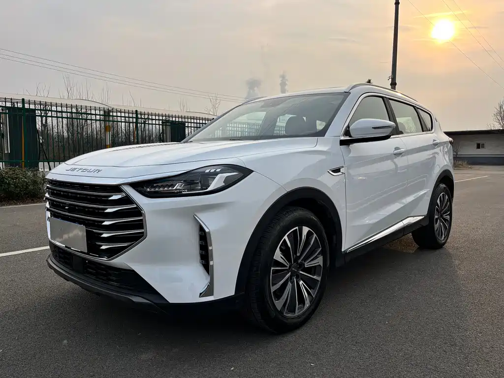 Jietu X70 PLUS 2025 1.5T CVT flagship PRO 5-seater купить на сайте DeffCars