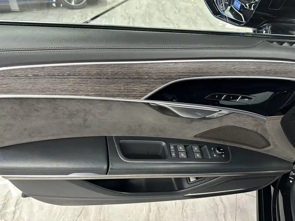 Audi A8 2019 Plus A8L 55 TFSI quattro premium model купить на сайте DeffCars