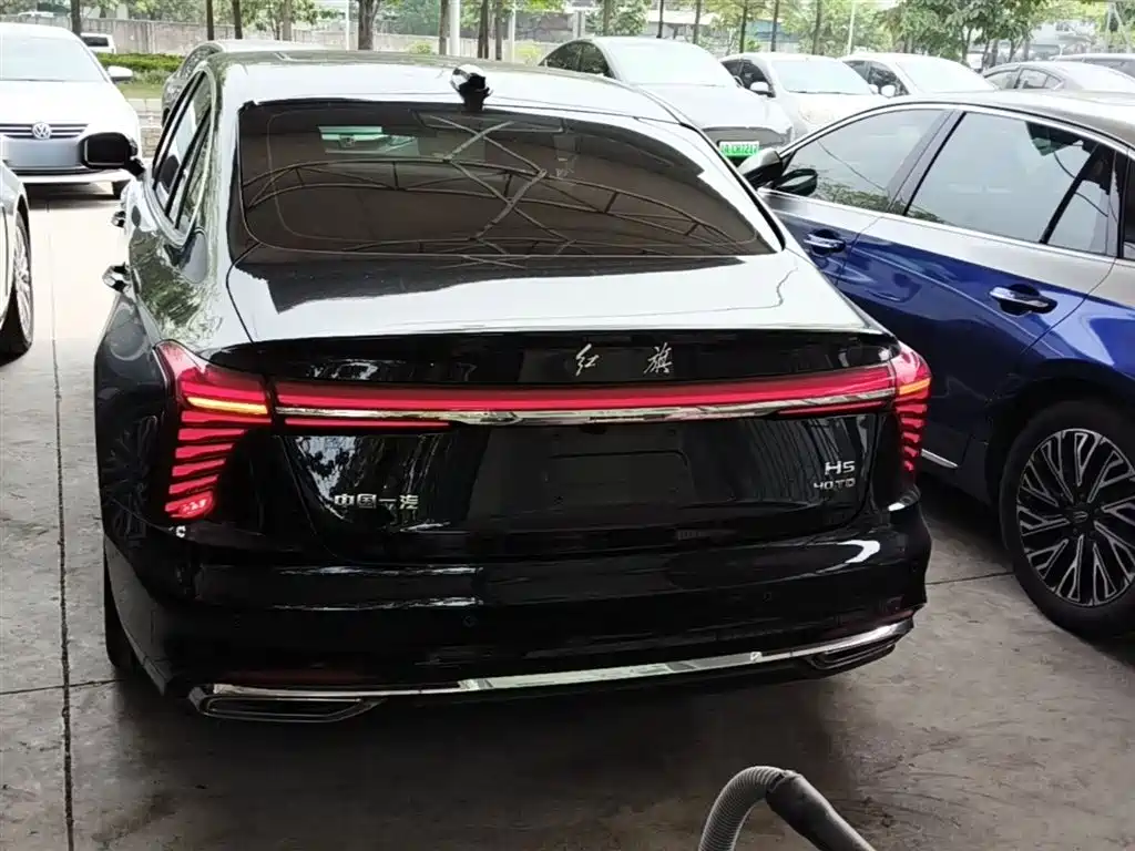Hongqi H5 2024 2.0T Automatic Zhilianqichang Edition купить на сайте DeffCars