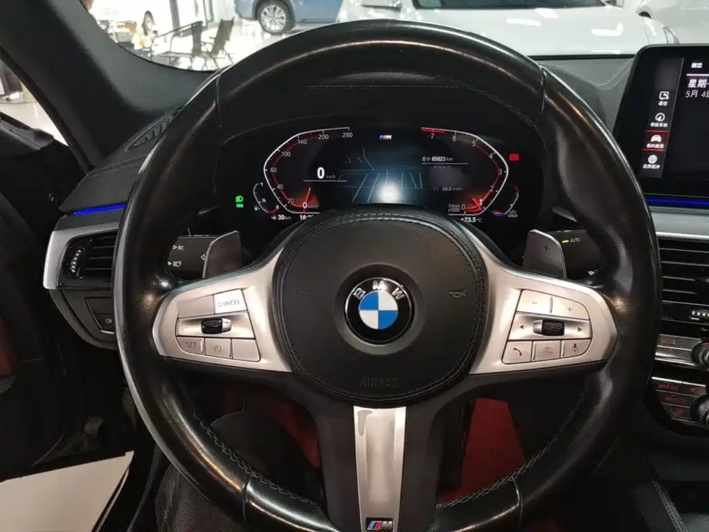 BMW 5 Series 2022 facelift 2 530Li leading M sports package купить на сайте DeffCars