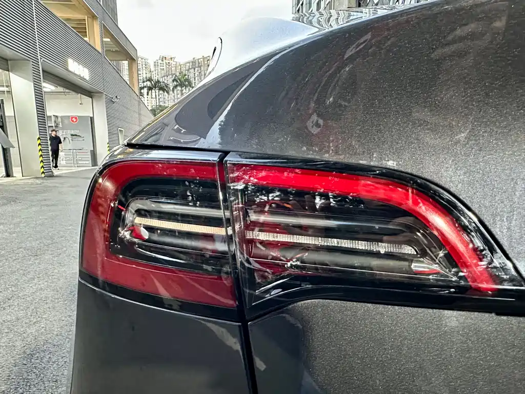 Model Y 2022 facelift rear-wheel drive version купить на сайте DeffCars