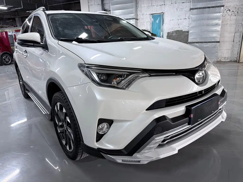 RAV4 Rongfang 2018 2.5L automatic four-wheel drive Elite i version купить на сайте DeffCars