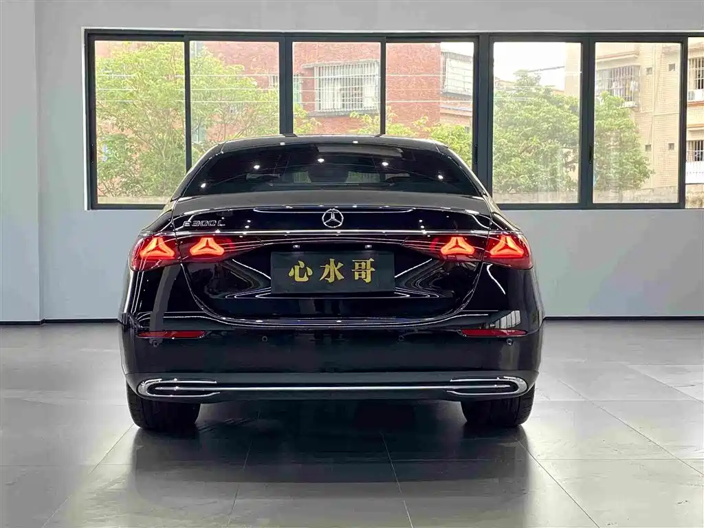 Mercedes-Benz E-Class 2026 E 300 L Luxury Model купить на сайте DeffCars