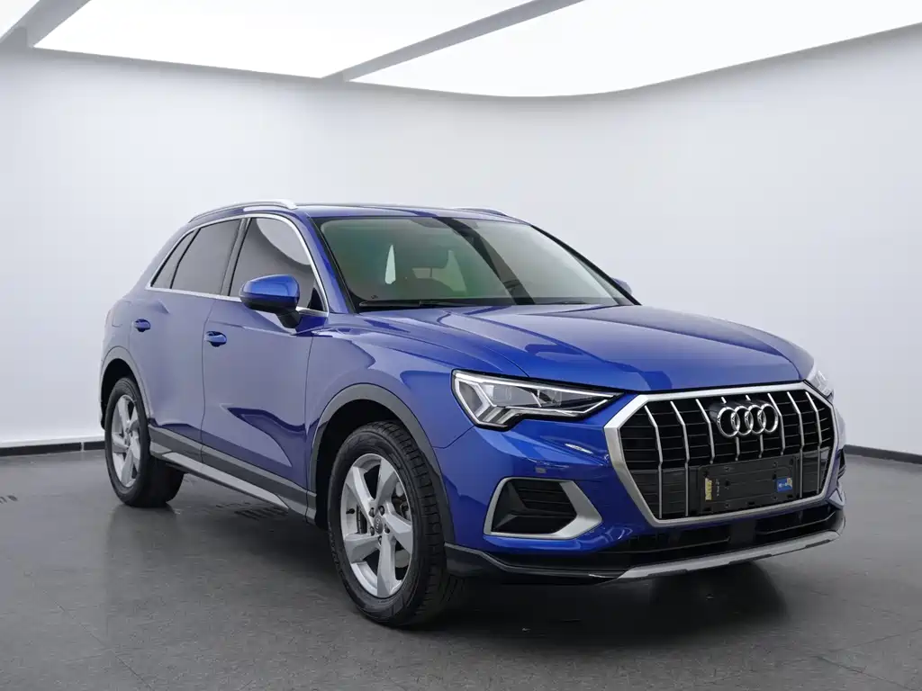 Audi Q3 2020 35 TFSI Enterprising and Elegant Model купить на сайте DeffCars
