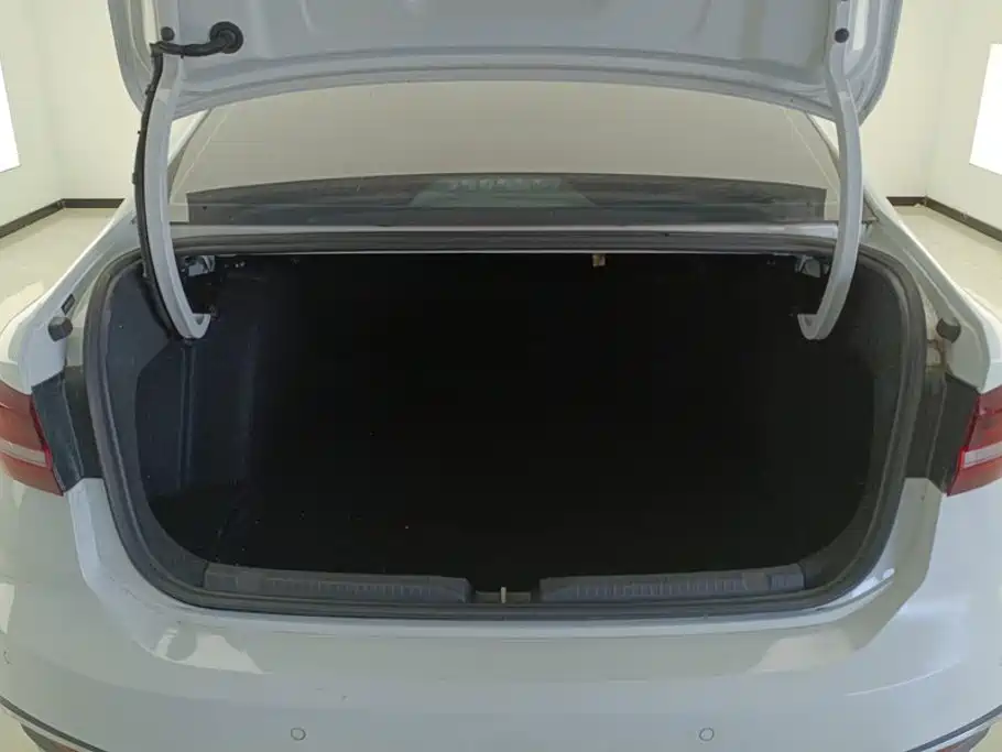 Lavida 2024 300TSI DSG Full Edition купить на сайте DeffCars