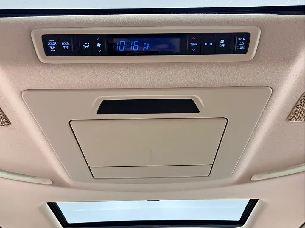 Wilfa 2021 Crown Dual Engine 2.5L HV Premium Edition купить на сайте DeffCars