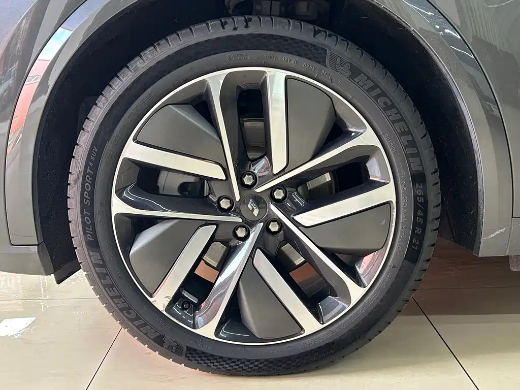 Ideal L9 2022 Max купить на сайте DeffCars