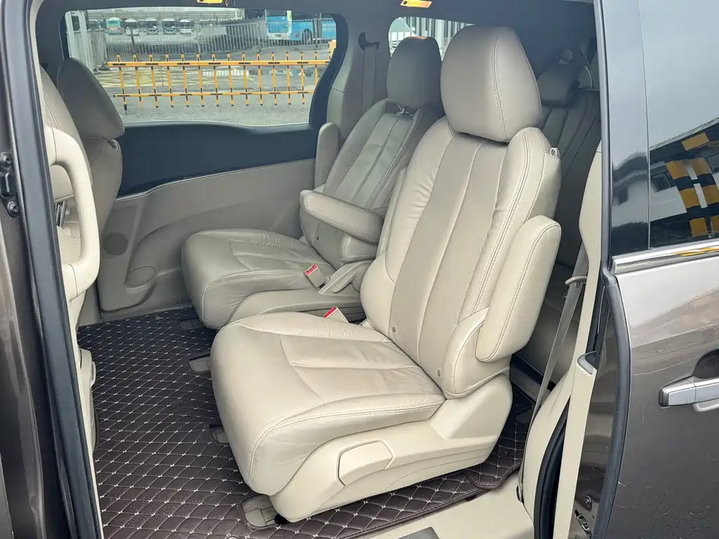 Buick GL8 2017 25S luxury model National V купить на сайте DeffCars