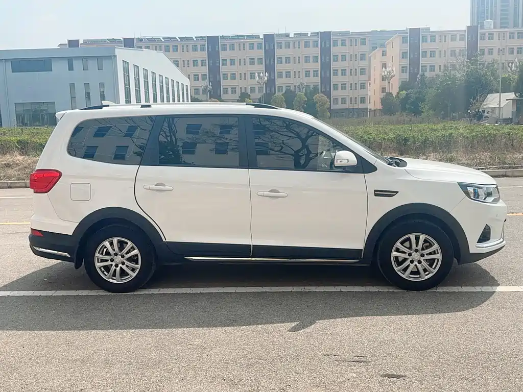 Fengxing SX6 2021 1.6L Manual Global Commemorative Edition купить на сайте DeffCars
