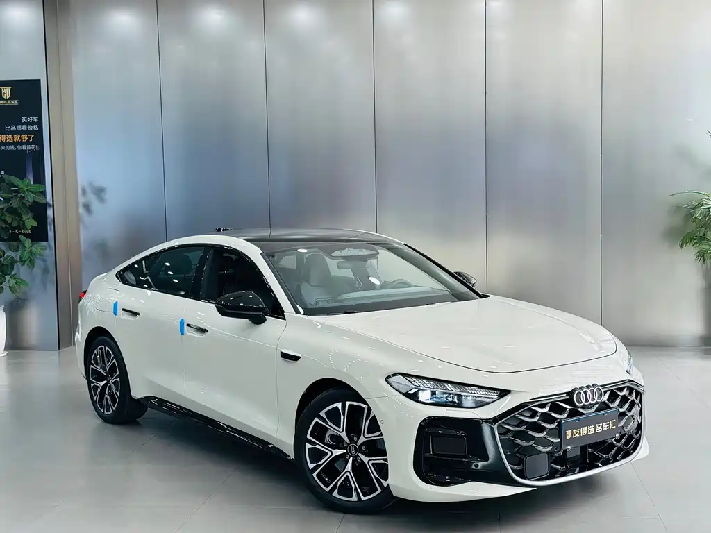 Audi A5L Sportback 2026 TFSI 150kW smart model купить на сайте DeffCars